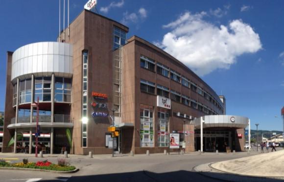 Belle surface administrative d'env. 97 m2